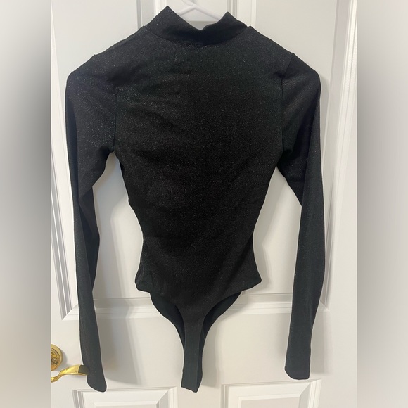 Naked Wardrobe NWT Glitter Long Sleeve Mock Turtleneck Bodysuit - Picture 4 of 6